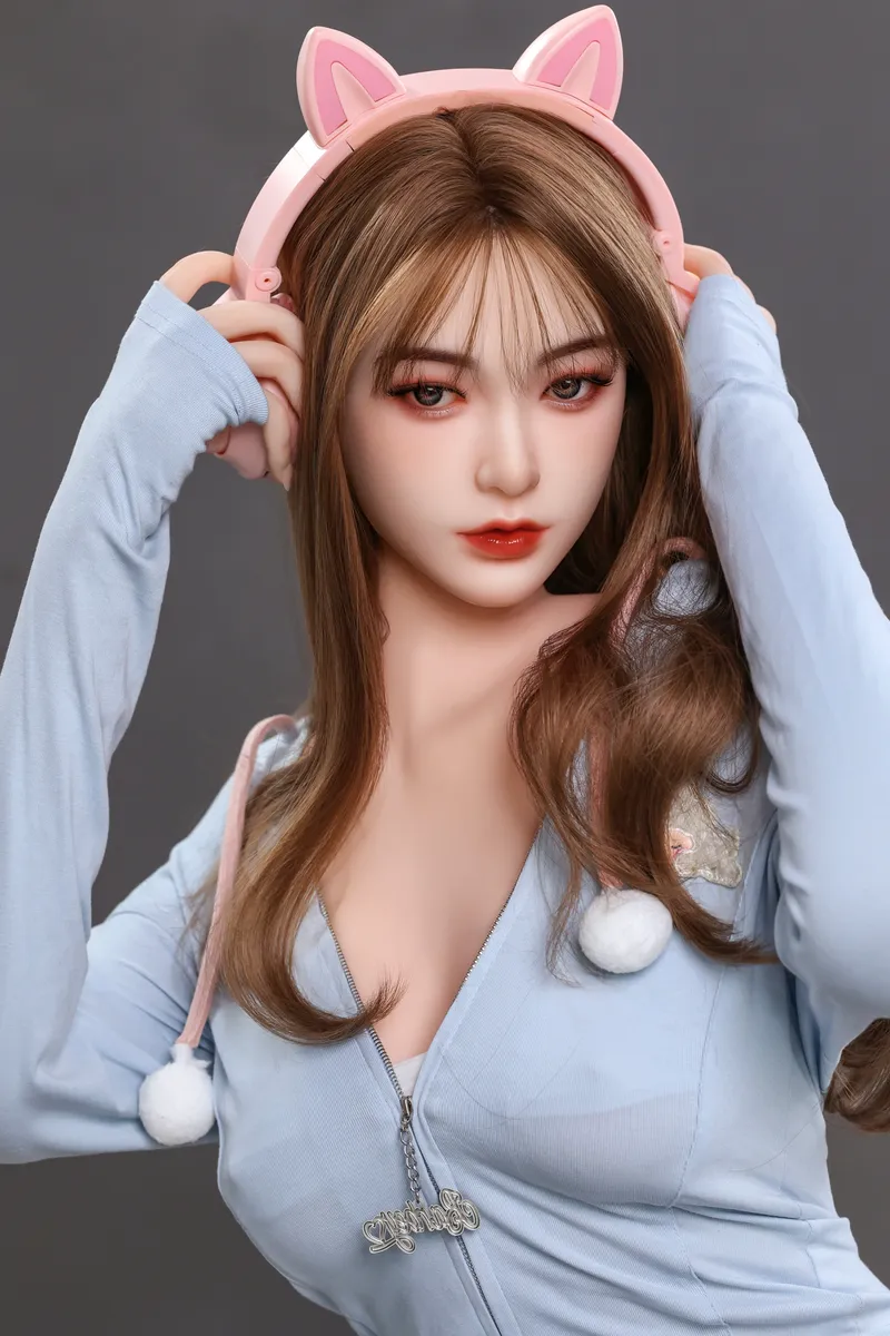 Sculpted 138cm Plus Size Doll · Head 369