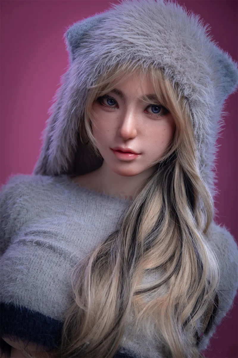 Voluptuous 140A Doll
